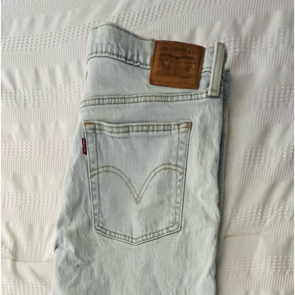 LEVIS WEDGIE